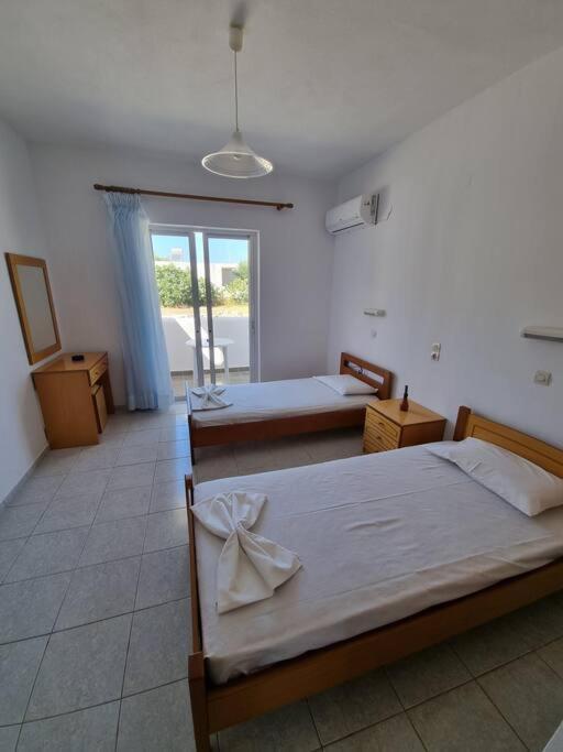 Apartamento Red Rose Kámpos Exterior foto